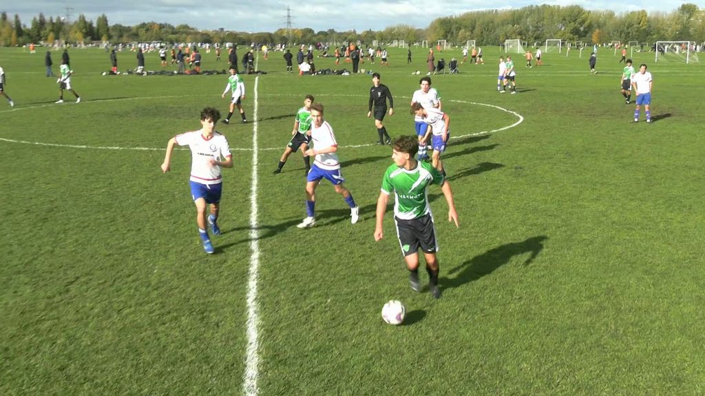 vs251029-003 - Laurence Hughes